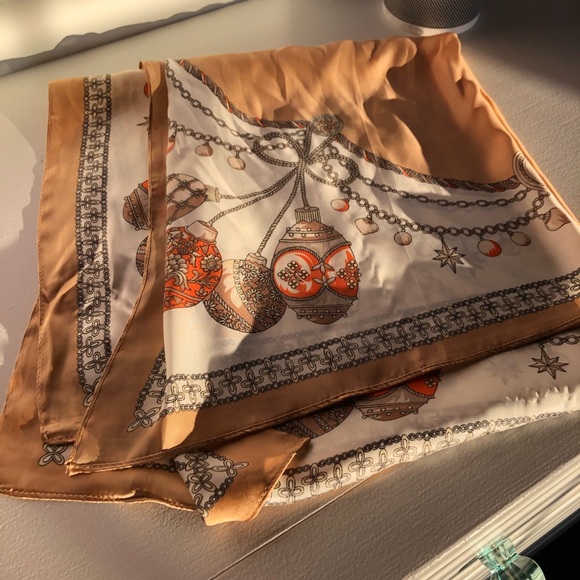 Fashion Nova Accessories - Fashionnova Scarf💛